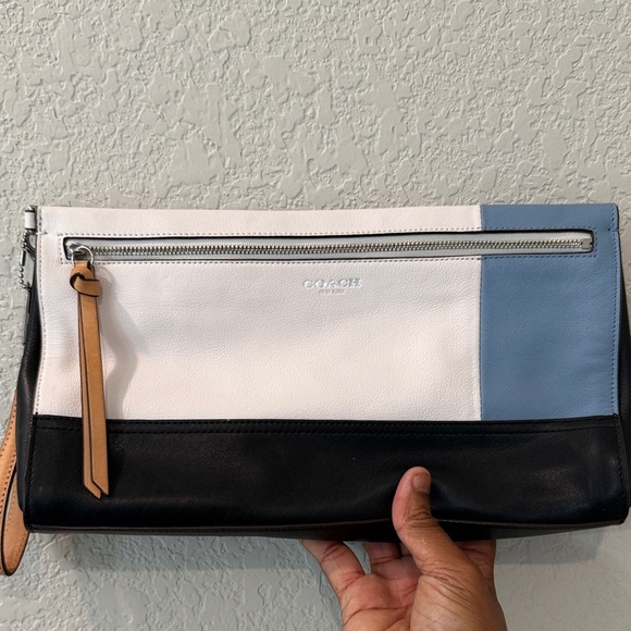 Coach Women's Blue and Black Colorblock Wristlet - Picture 4 of 12